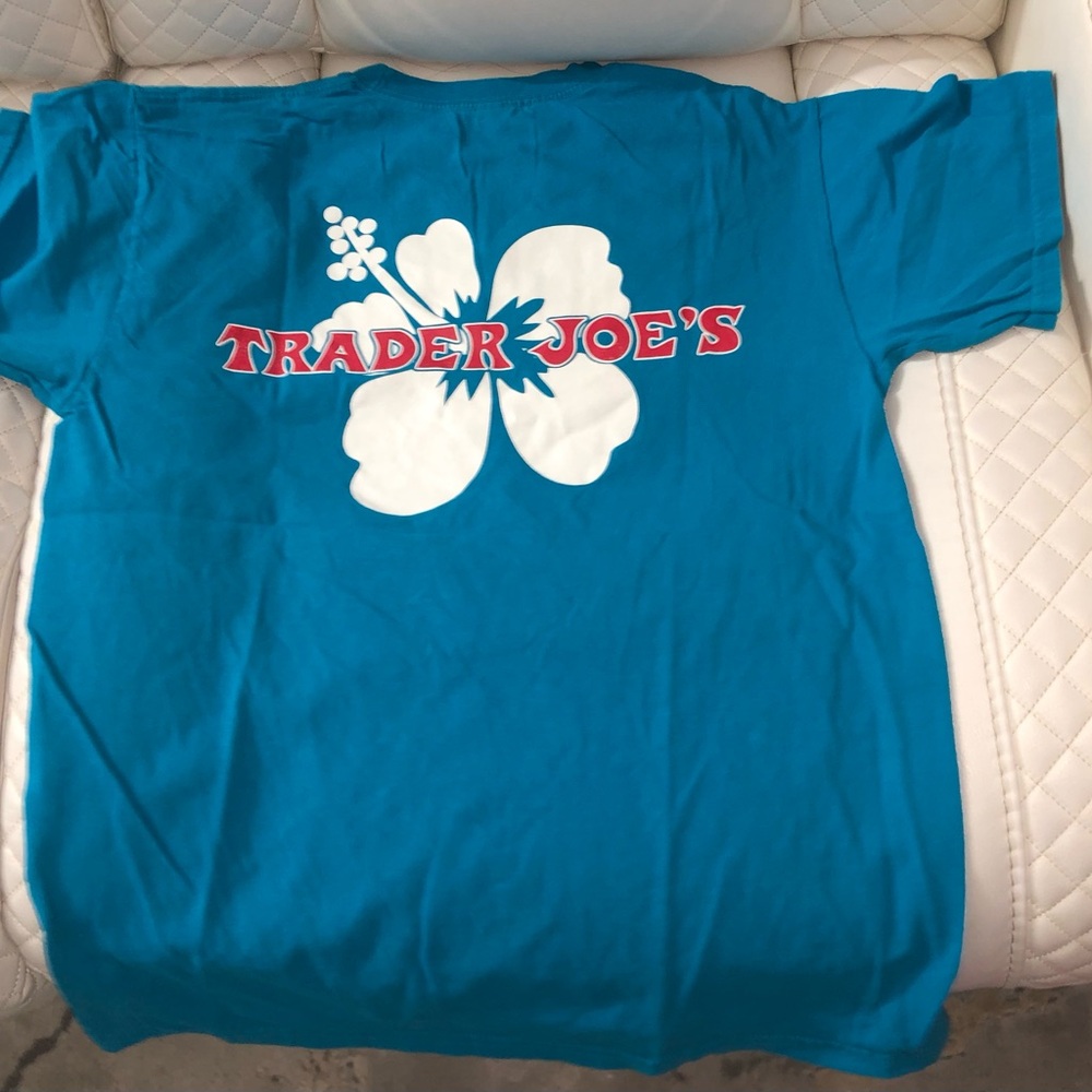Trader Joe's T-Shirt - Picture 5 of 6